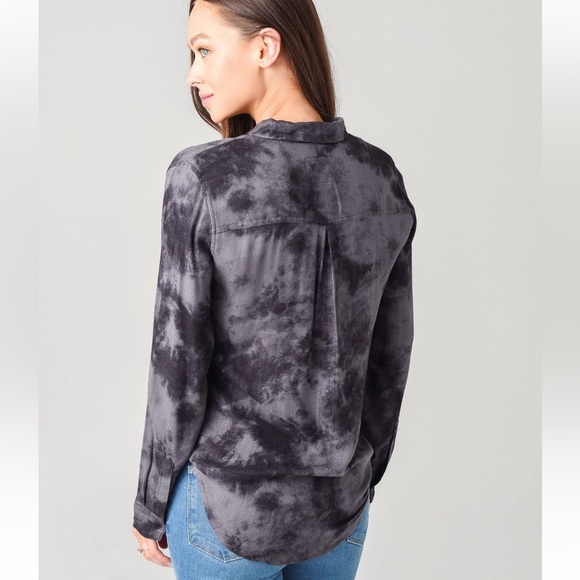 Rails Hunter Charcoal Button Down Shirt. - Picture 4 of 8